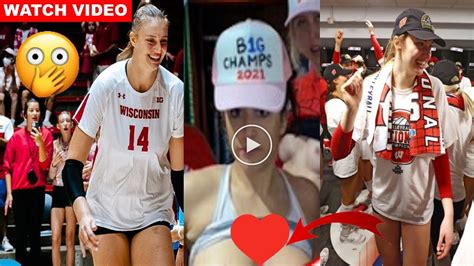 wisconsin volleyball team pics uncensored|Nude photo leak of Wisconsin womens volleyball team has police。